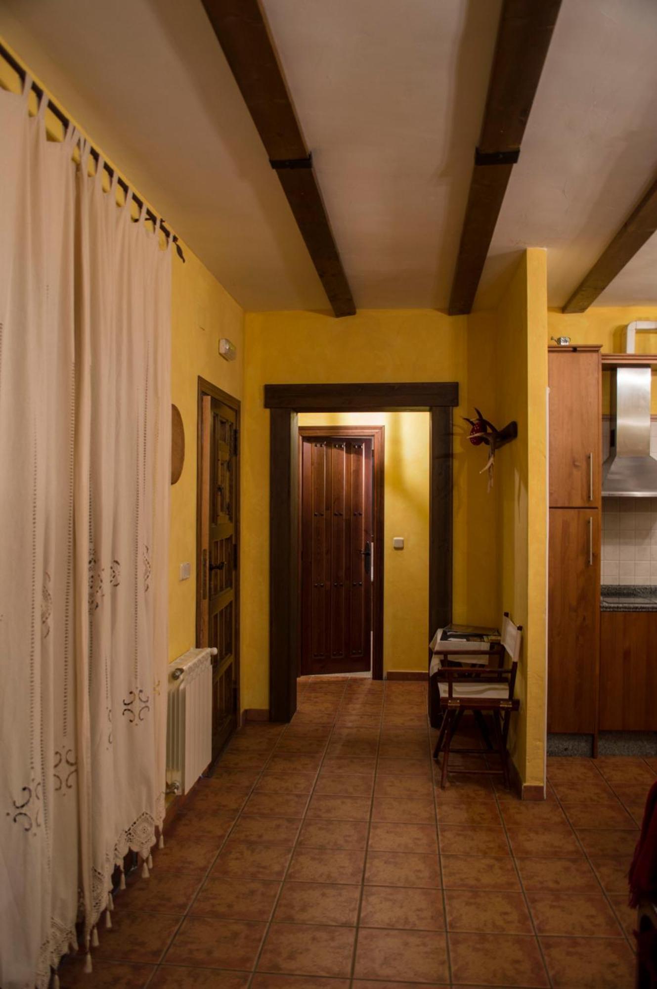 Apartamentos Rurales Alvado Tamajon Kültér fotó