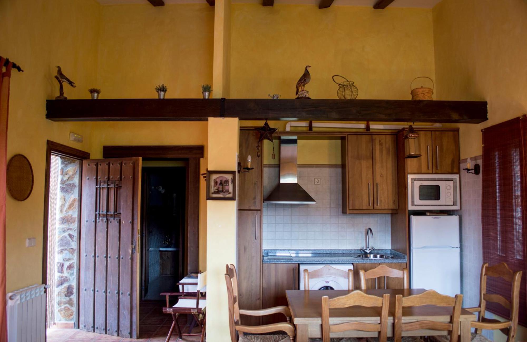 Apartamentos Rurales Alvado Tamajon Kültér fotó