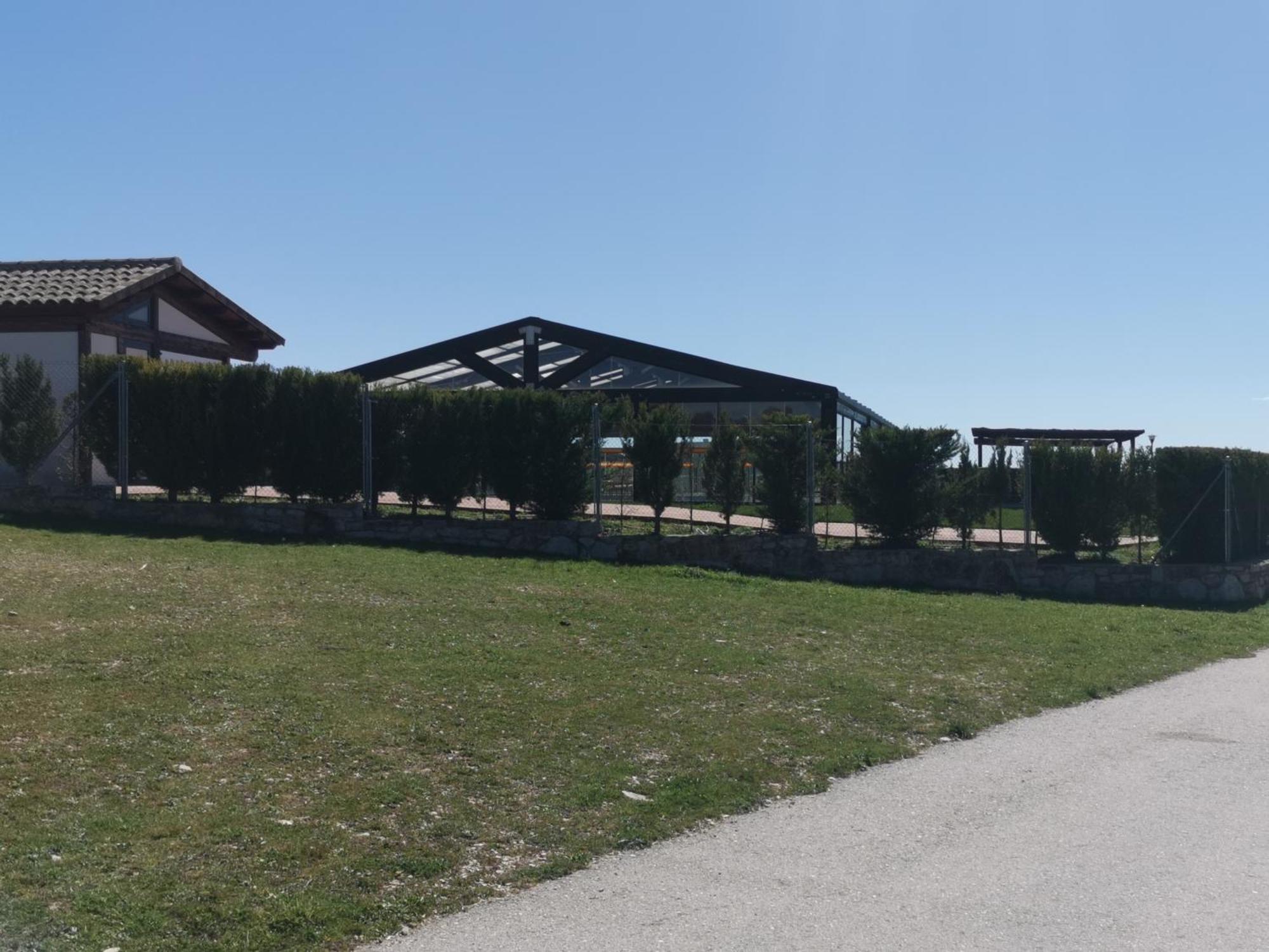 Apartamentos Rurales Alvado Tamajon Kültér fotó